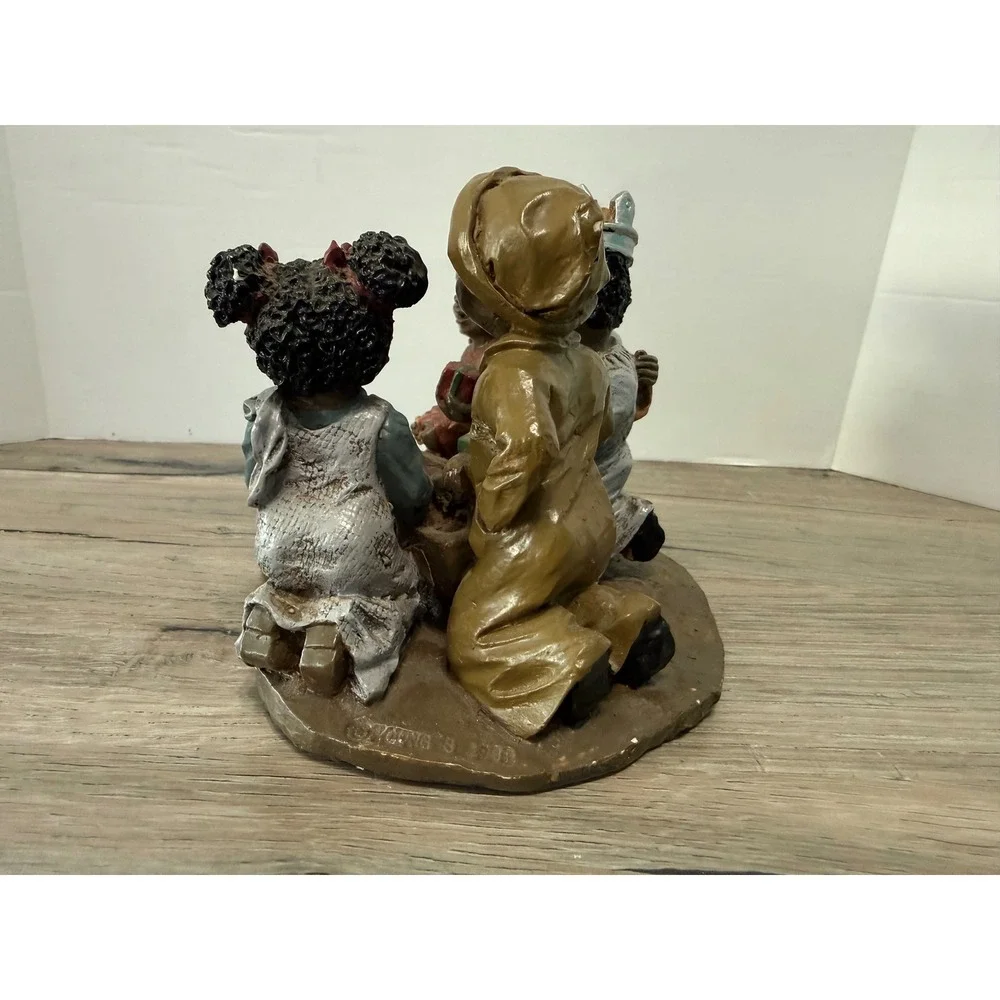 Vintage 1993 Young's Inc Treasures of the Heart Black Nativity Scene Figurine